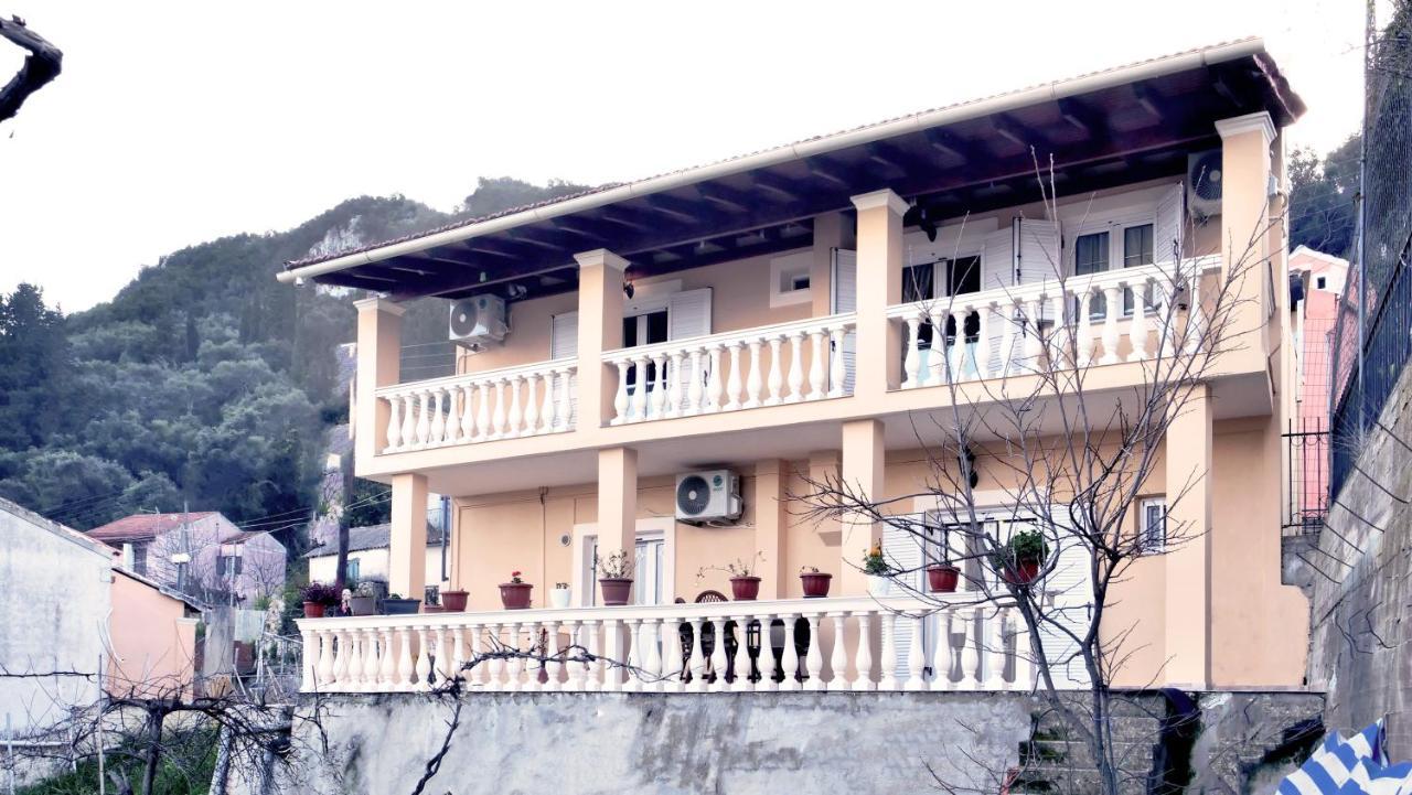 Villa Eftichia Ano Pavliana ภายนอก รูปภาพ