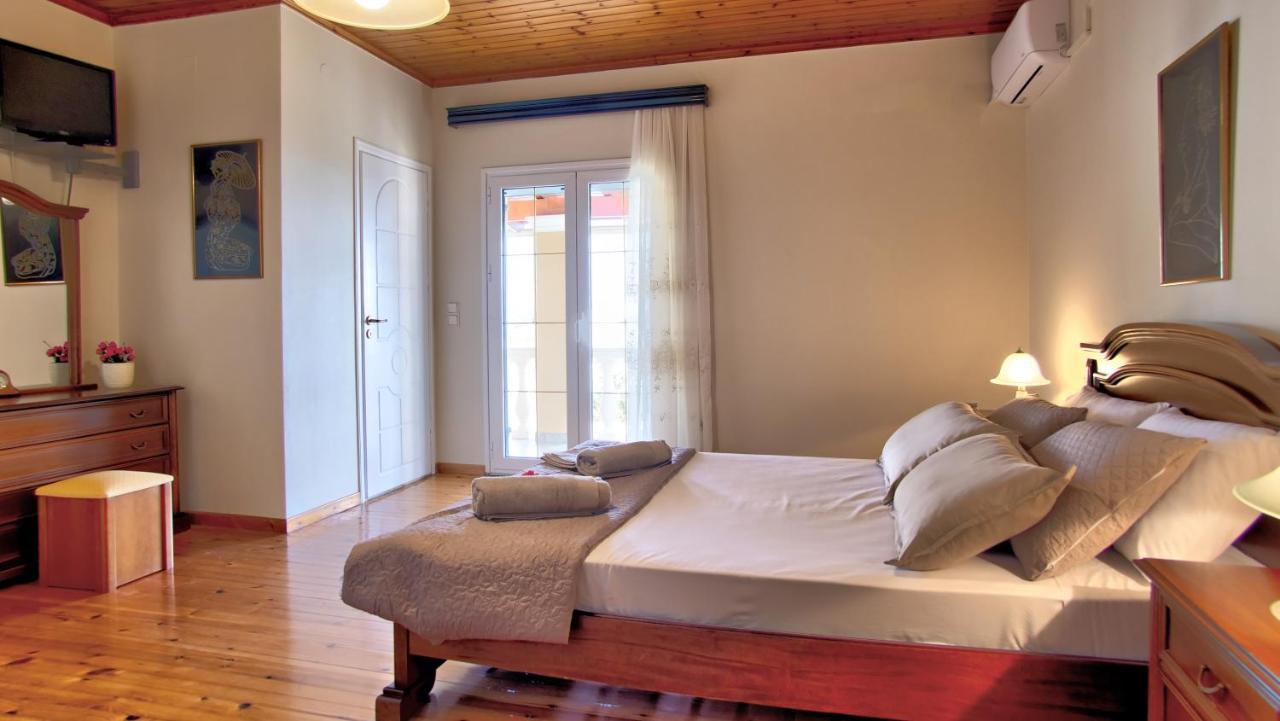 Villa Eftichia Ano Pavliana ภายนอก รูปภาพ